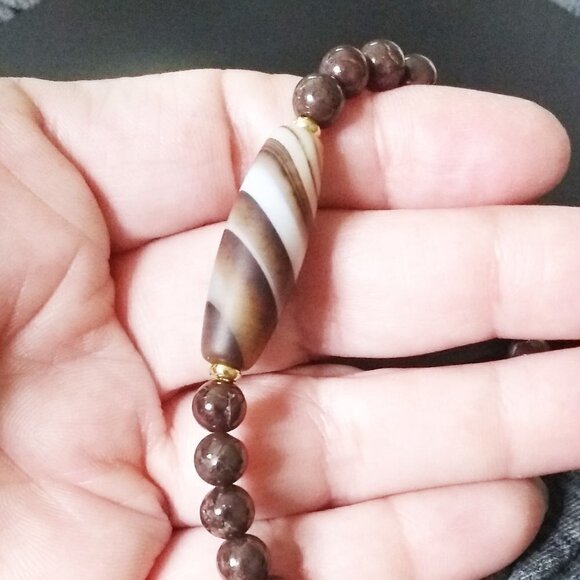 BEAUTIFUL! Banded Agate & Brown Jasper Beaded Bracelet - 7" Wrist - Simply Chic! - Picture 6 of 7
